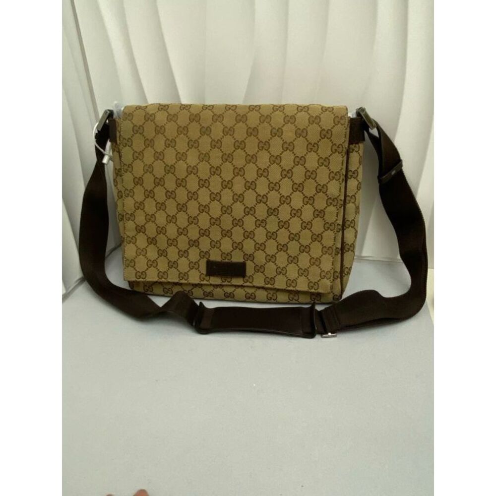Gucci Women Pre-Loved Bag Very Good Condition